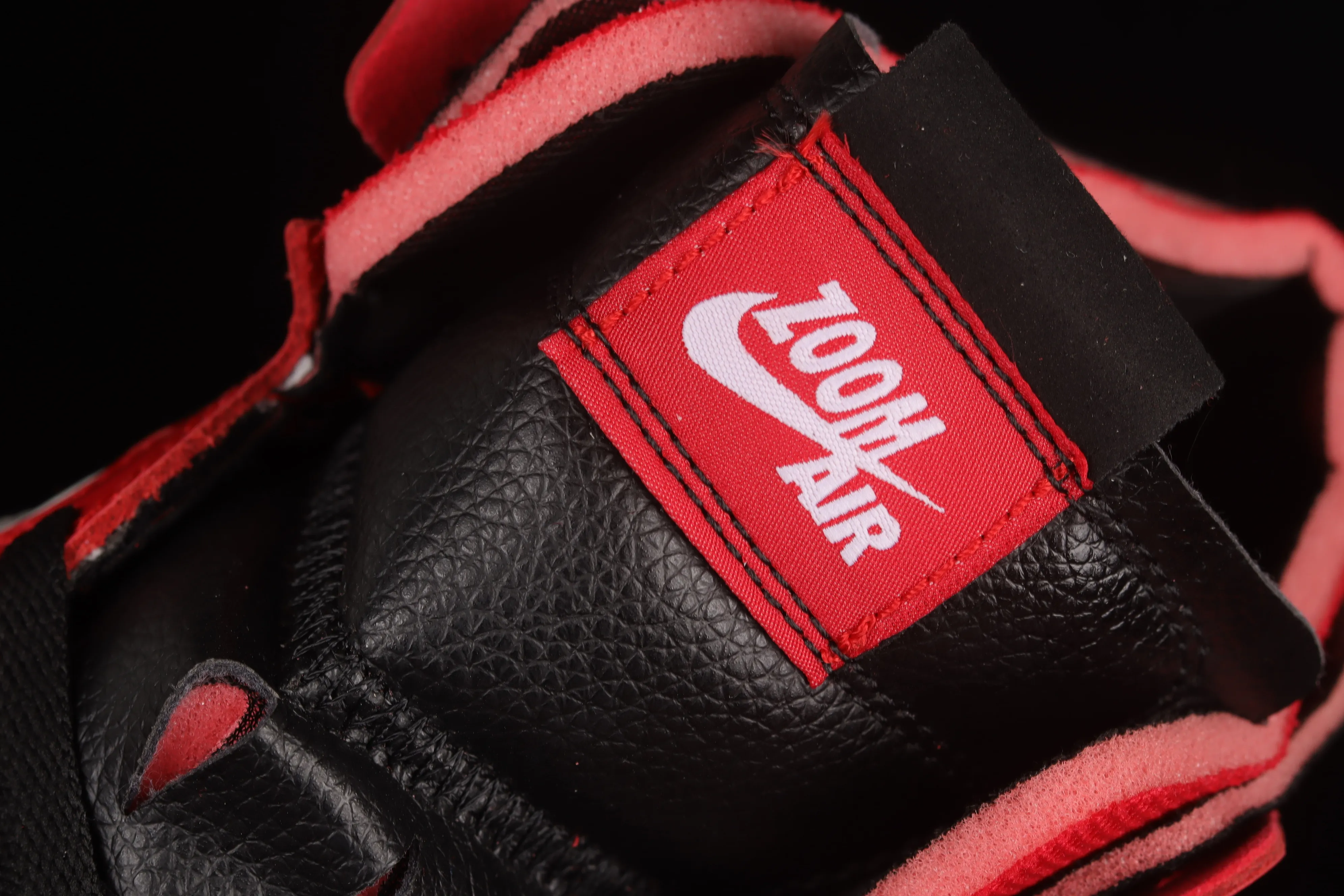 All categories Air Jordan Jordan series basketball shoes Air Jordan 1 High Air Jordan 1 Zoom CMFT AJ1 Joe 1 Chicago white and red color CT0979-610